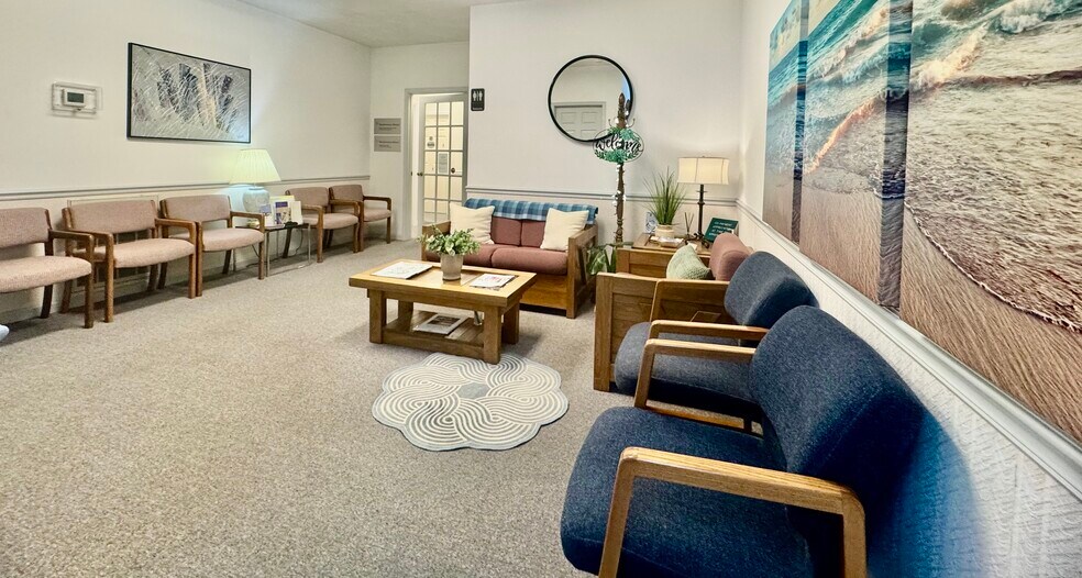 More Photos Of 1999 S Main St, Blacksburg Office Residential For Lease