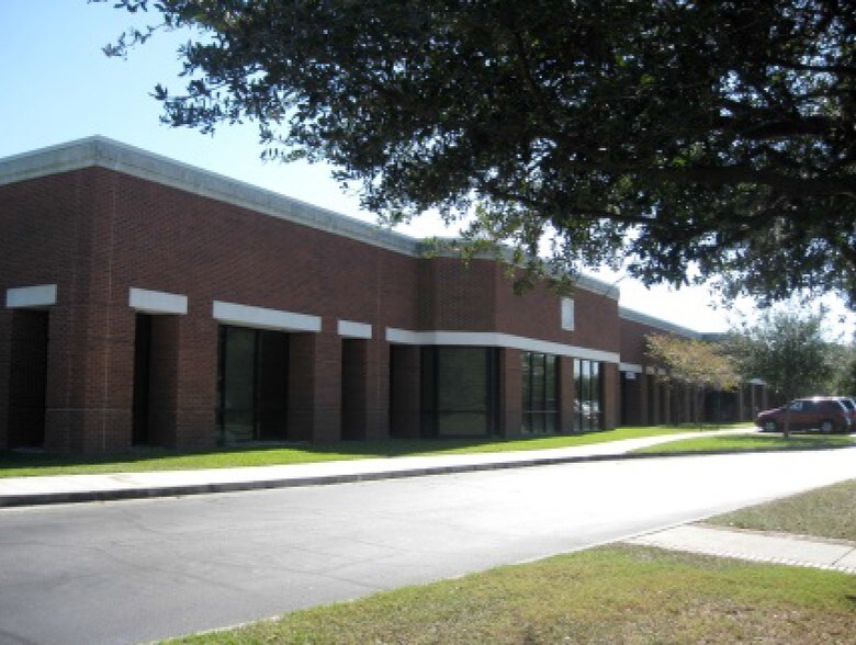 More Photos Of 8001 Chatham Center Dr, Savannah Office For Lease