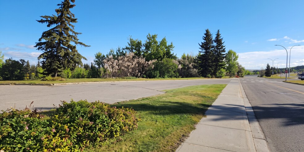 More Photos Of 414 Carmichael Ln, Hinton Restaurant For Sale