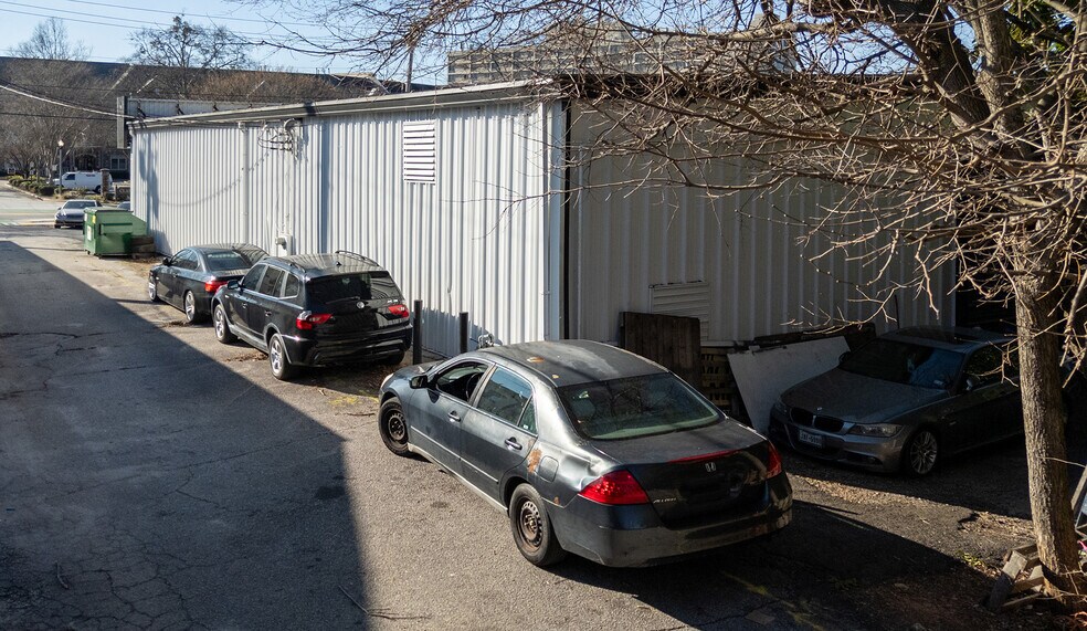 More Photos Of 803 Church St, Decatur Auto Repair For Sale