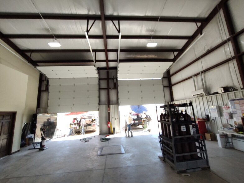 More Photos Of 1808 Coyote Ct, Carlsbad Warehouse For Sale