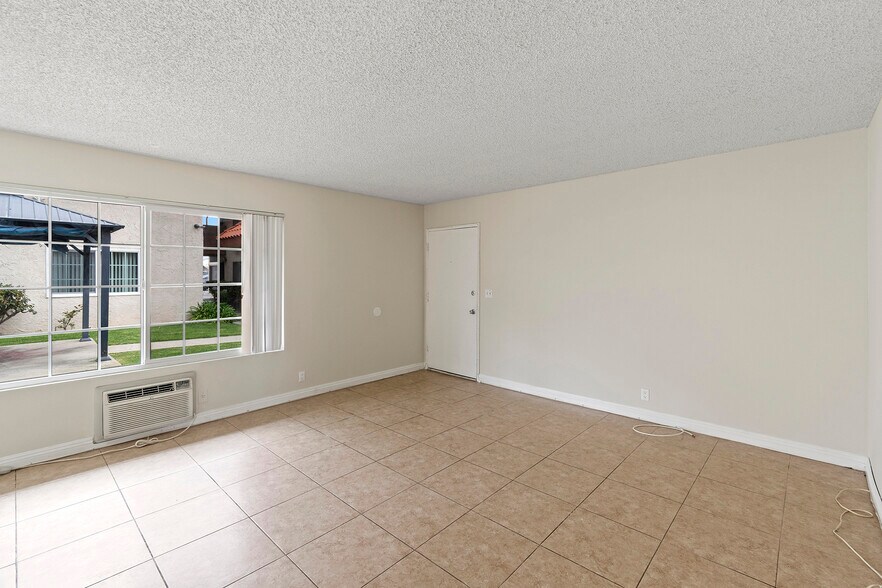More Photos Of 3300 W Orange Ave, Anaheim Multifamily For Sale