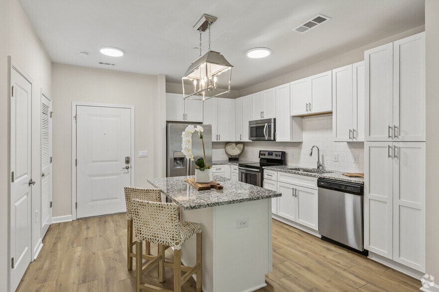 More Photos Of 211 River Landing Dr, Charleston Apartments For Lease