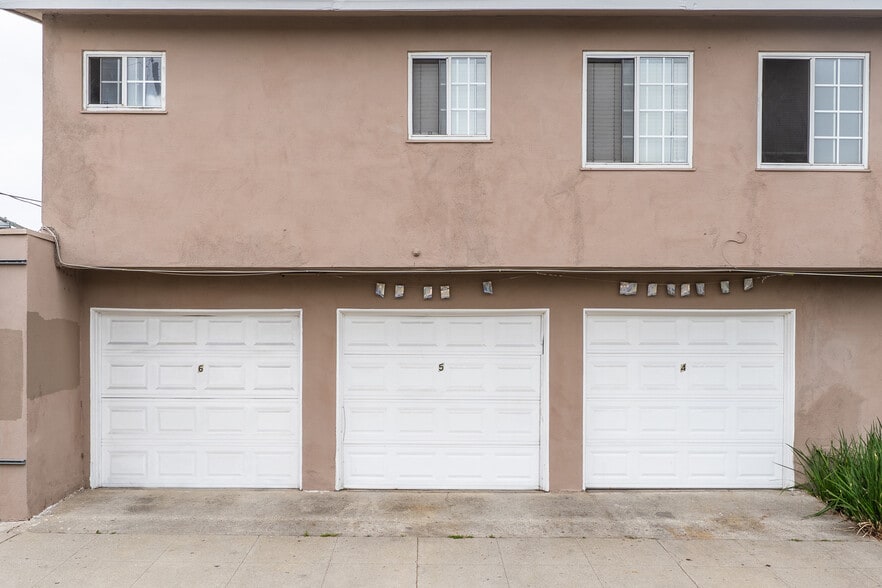 More Photos Of 5245 Via San Delarro St, Los Angeles Apartments For Sale