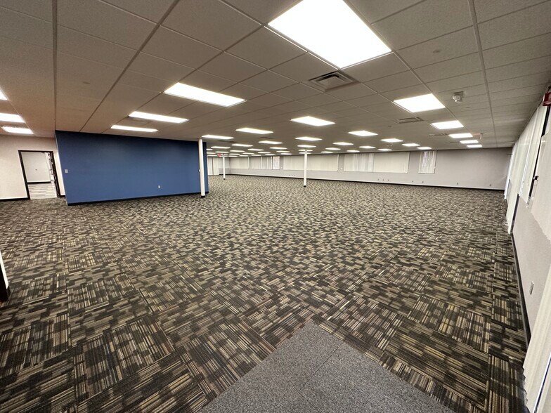 More Photos Of 3343 E Montclair St, Springfield Office For Lease