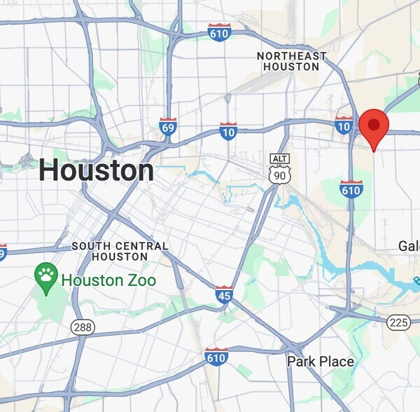 More Photos Of 5236 Fidelity St, Houston Warehouse For Lease