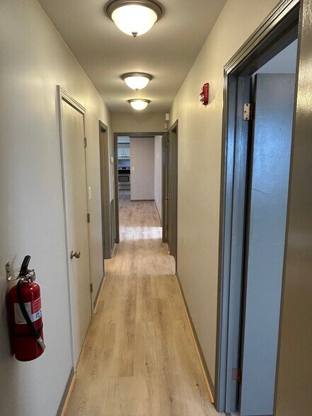 More Photos Of 74 E Hill St, Mount Juliet Office For Lease