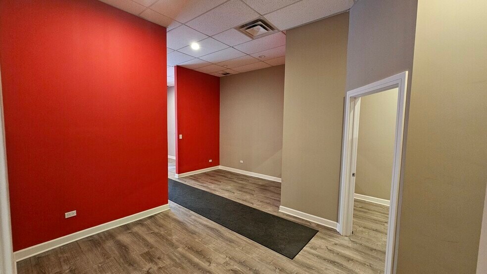More Photos Of 1923 W Chicago Ave, Chicago Storefront Retail Office For Sale