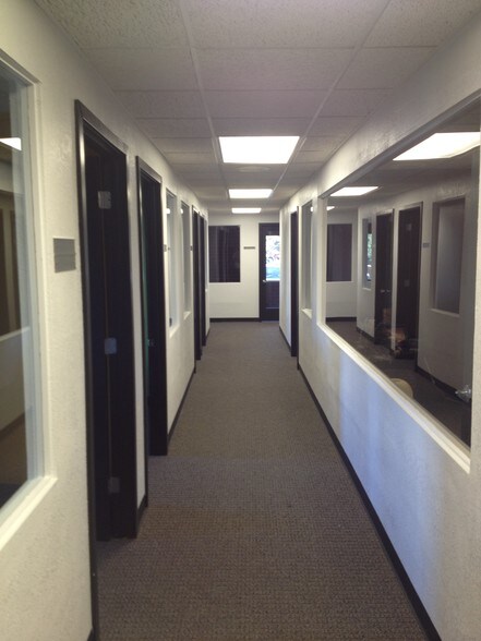 More Photos Of 4760 Flintridge Dr, Colorado Springs Coworking Space