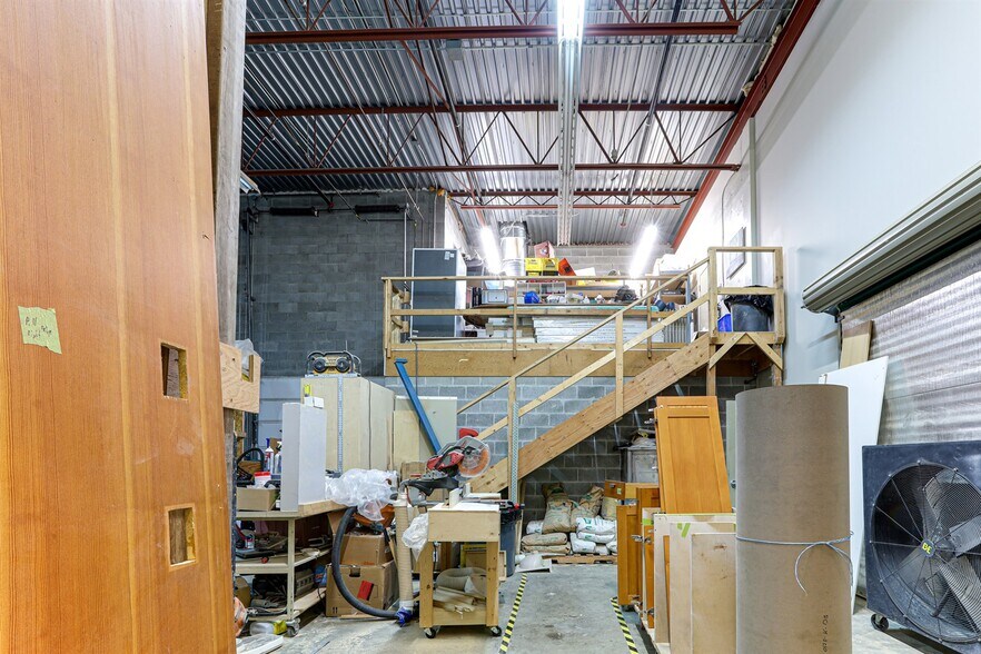 More Photos Of 2572 Davies Ave, Port Coquitlam Warehouse For Sale