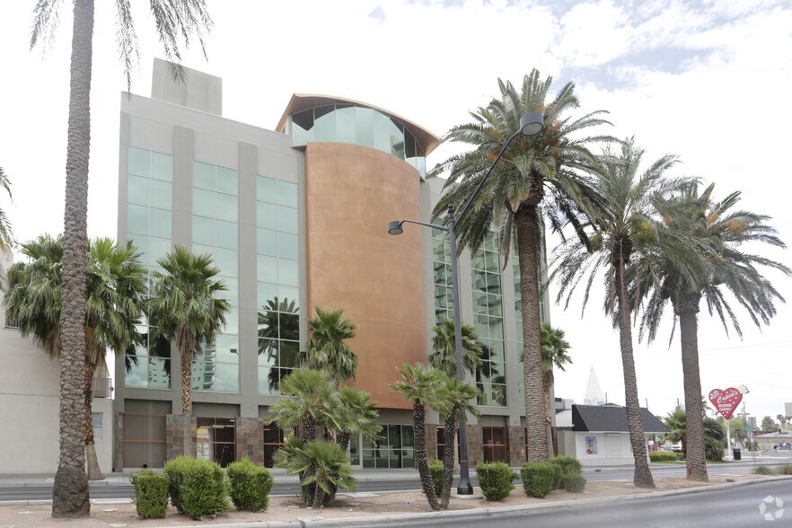 More Photos Of 823 S Las Vegas Blvd, Las Vegas Medical For Sale