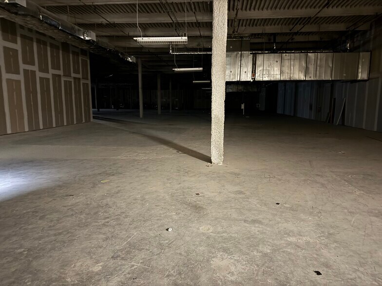 More Photos Of 1305-1401 W Esplanade Ave, Kenner Unknown For Lease