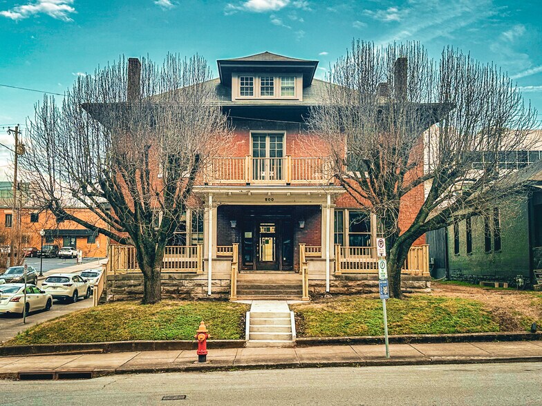 Primary Photo Of 800 18th Ave S, Nashville Office For Sale