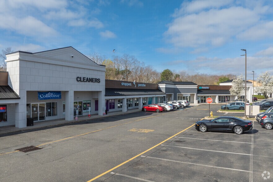 More Photos Of 1580 Lakewood Rd, Toms River Freestanding For Lease