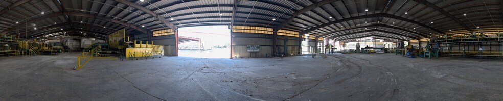 More Photos Of 1509 S Byron Butler Pky, Perry Manufacturing For Lease