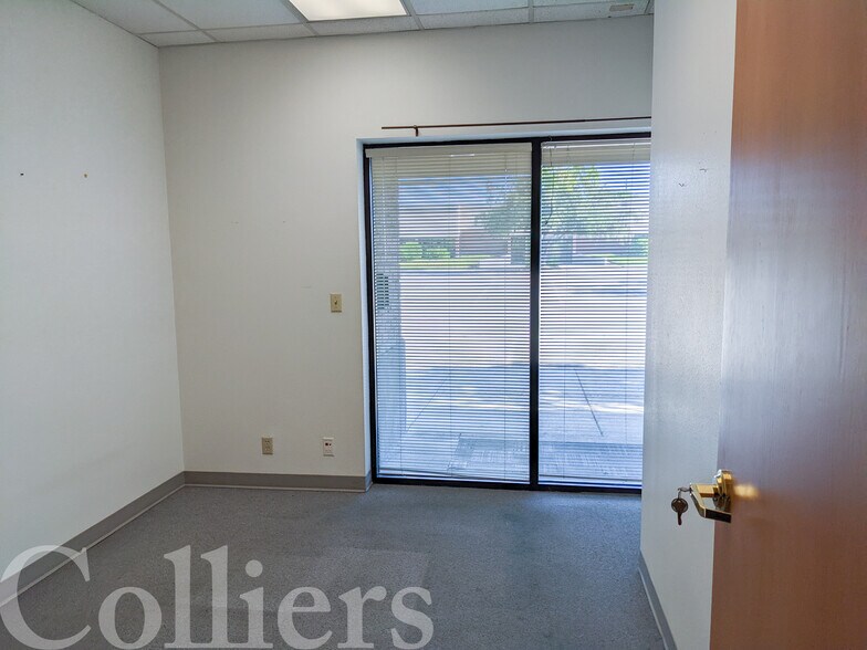 More Photos Of 3264 W Elder St, Boise Office For Lease