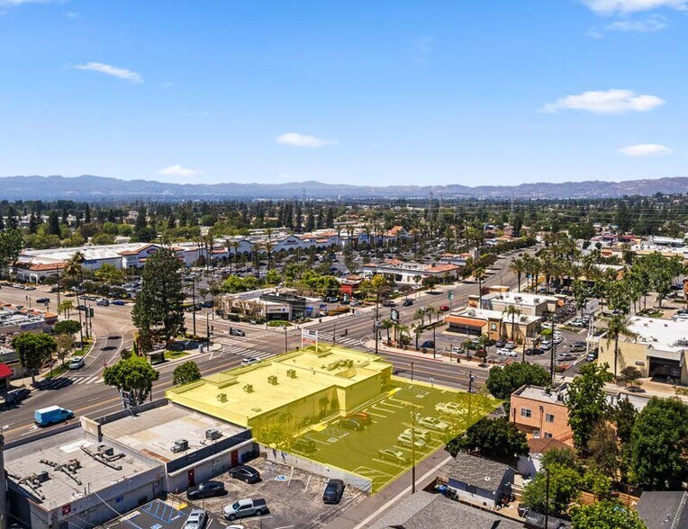 More Photos Of 17851 Chatsworth St, Granada Hills Freestanding For Sale
