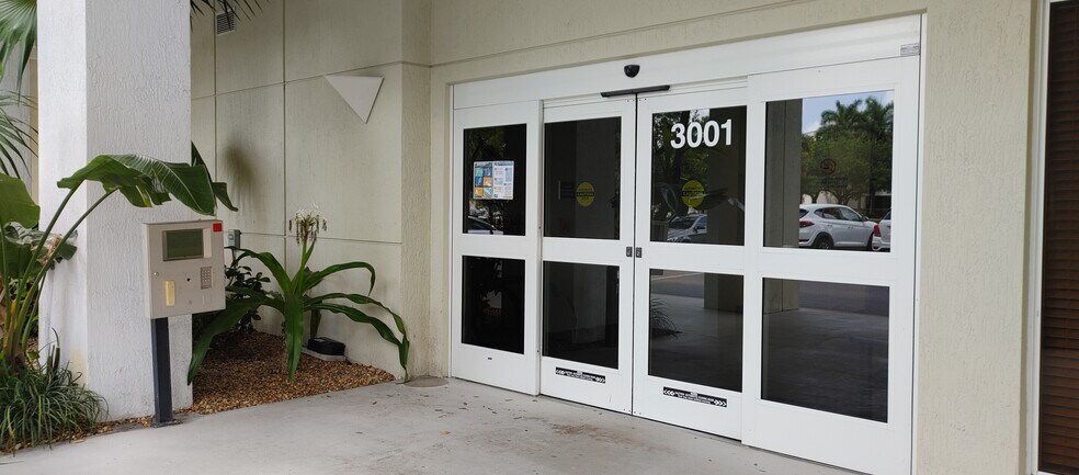 More Photos Of 2901 Coral Hills Dr, Coral Springs Unknown For Lease