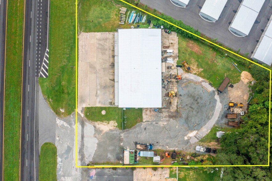 More Photos Of 9732 N 441, Ocala Warehouse For Lease