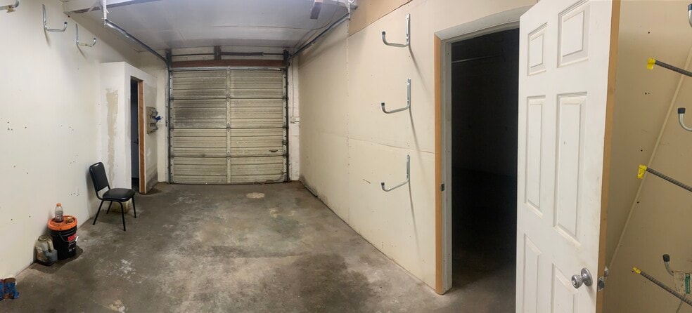More Photos Of 2224 S Air Depot Blvd, Midwest City Freestanding For Sale