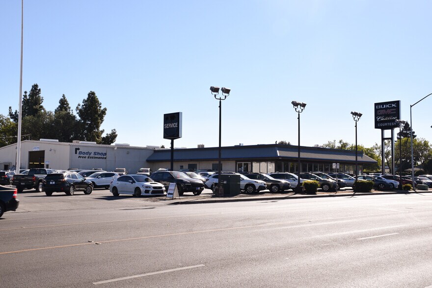 More Photos Of 2520 Cohasset Rd, Chico Auto Dealership For Sale