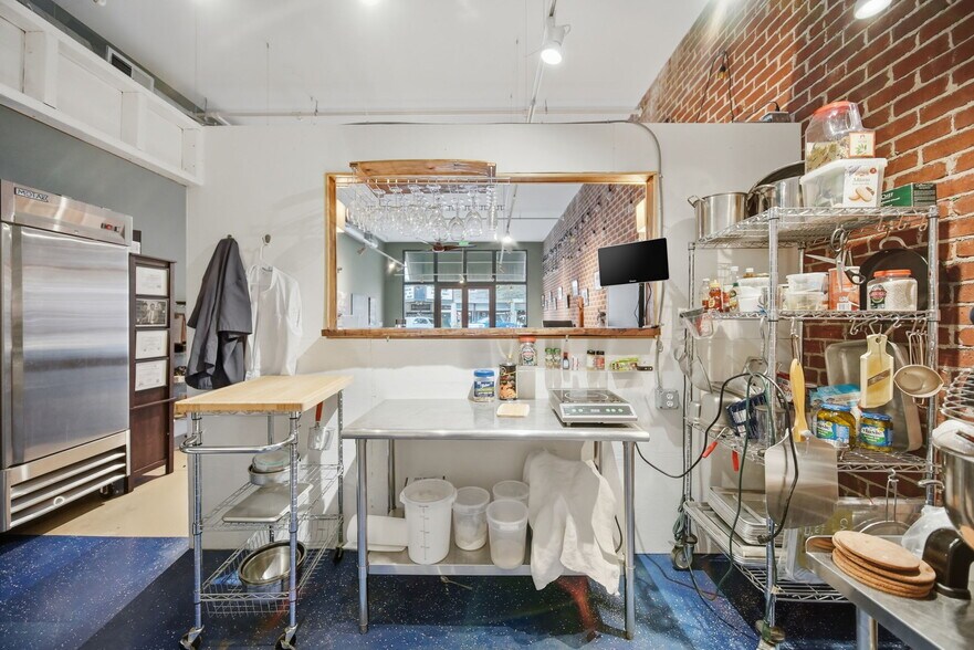 More Photos Of 300 Mason Ave, Cape Charles Apartments For Sale