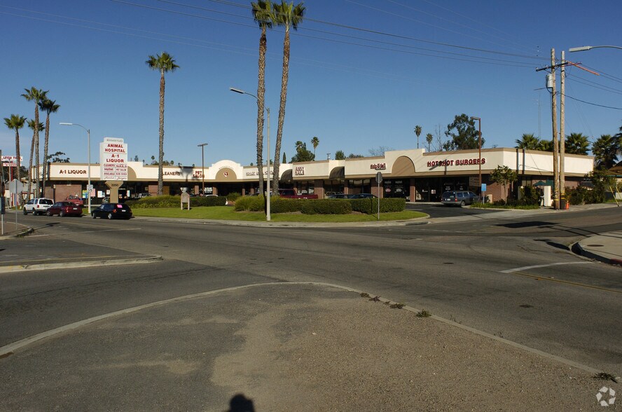 More Photos Of 2250 S Escondido Blvd, Escondido Storefront For Lease