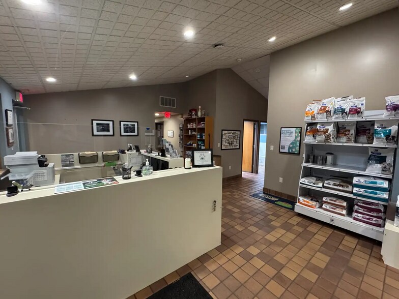 More Photos Of 6273 W River Rd NE, Belmont Veterinarian Kennel For Sale
