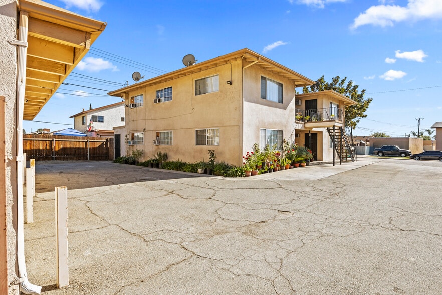 More Photos Of 4484 La Deney St, Montclair Apartments For Sale