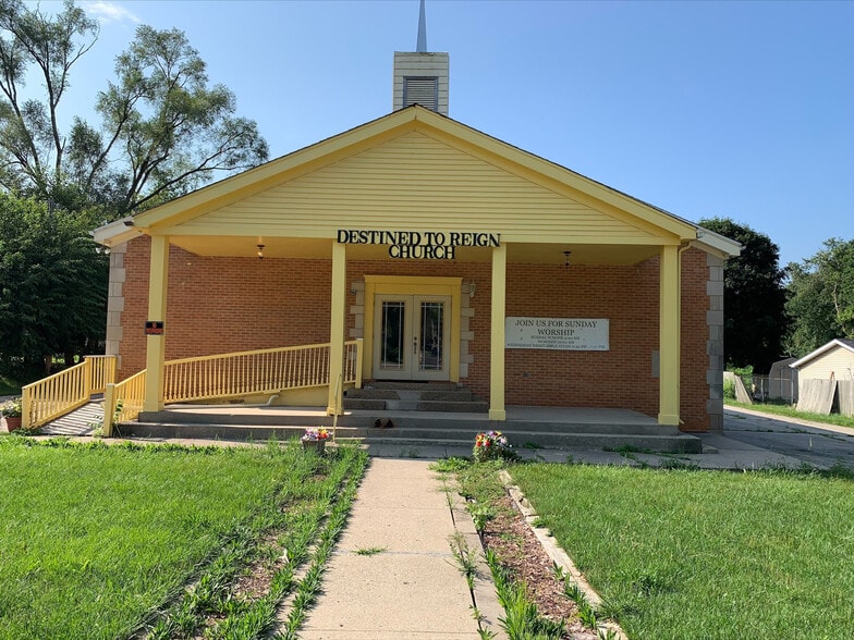 Primary Photo Of 375 North Dr, South Elgin Religious Facility For Sale