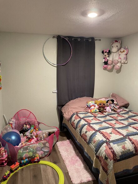 More Photos Of 705 26th 1/2 St, Gulfport Apartments For Sale