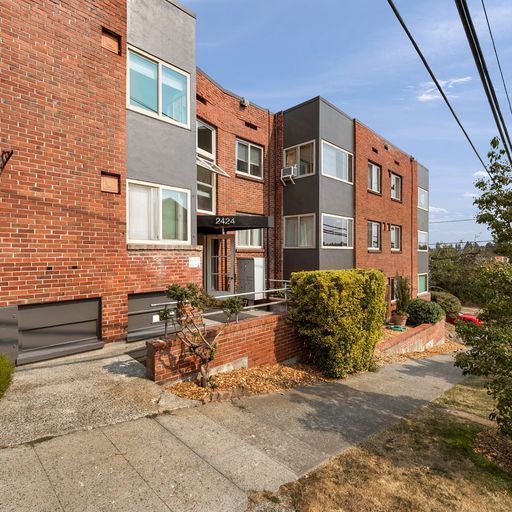 More Photos Of 2424 E Denny Way, Seattle Apartments For Sale