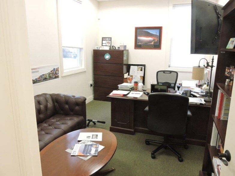 More Photos Of 223 Main St, Chester Medical For Lease