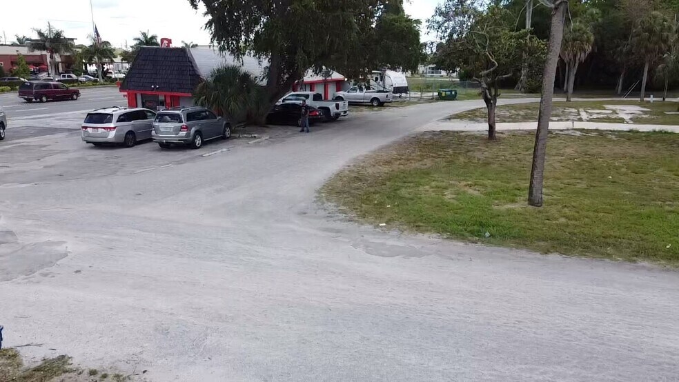 More Photos Of 4540 14th St W, Bradenton Storefront Retail Office For Sale