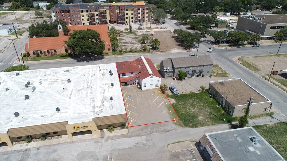 More Photos Of 312 E 2nd St, Alice Healthcare For Sale