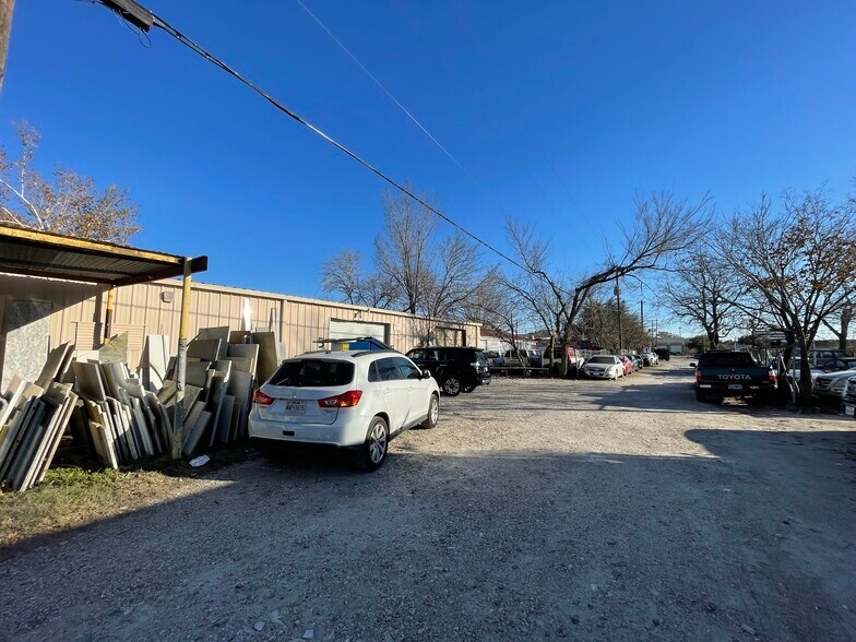 More Photos Of 4920 W 34th St, Houston Land For Sale