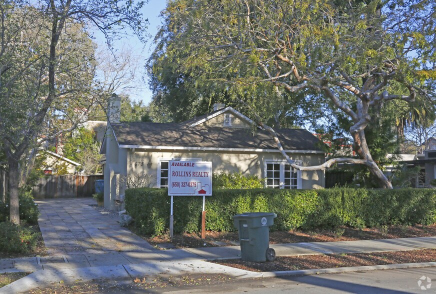 Primary Photo Of 655-675 Forest Ave, Palo Alto Office For Lease