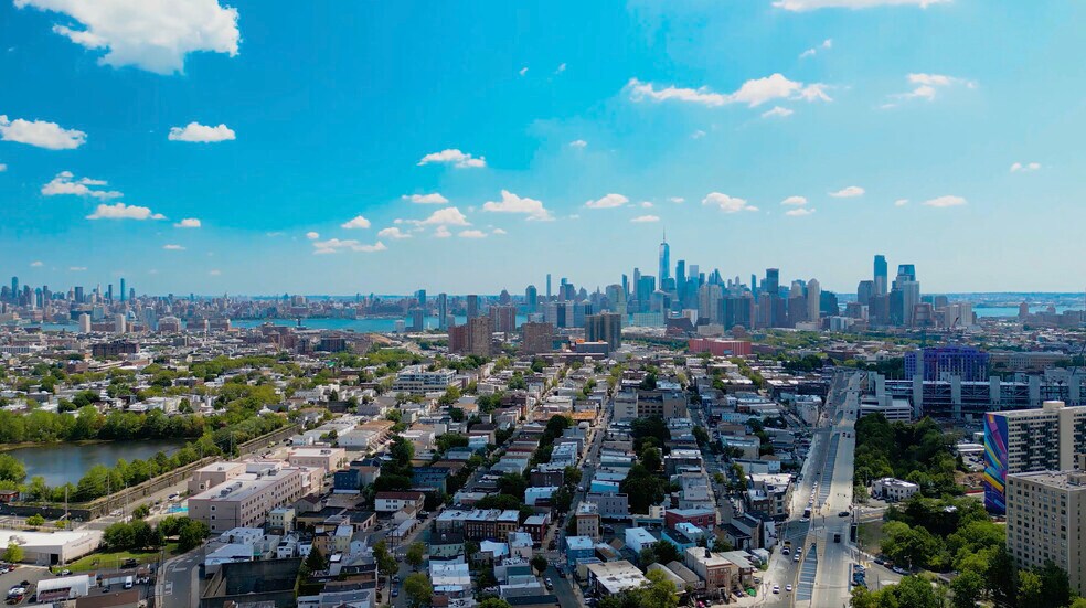 More Photos Of 246-248 Beacon Ave, Jersey City Warehouse For Lease