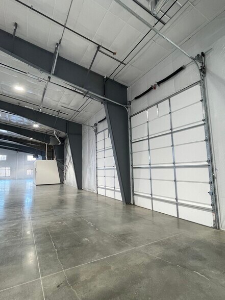 More Photos Of 5343 Barrett Rd, Ferndale Distribution For Lease