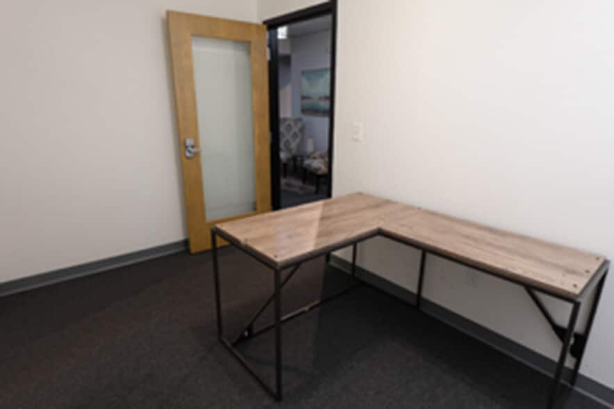 More Photos Of 486-498 City Park Ave, Columbus Office For Lease