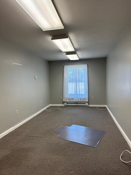 More Photos Of 3250 Seneca Tpke, Canastota Rehabilitation Center For Lease