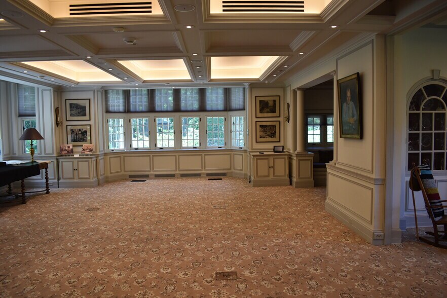 More Photos Of 9 Park Pl, Corning Specialty For Sale