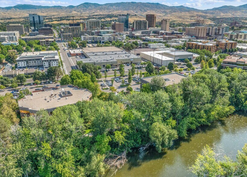 More Photos Of 504 S 11th St, Boise Warehouse For Lease