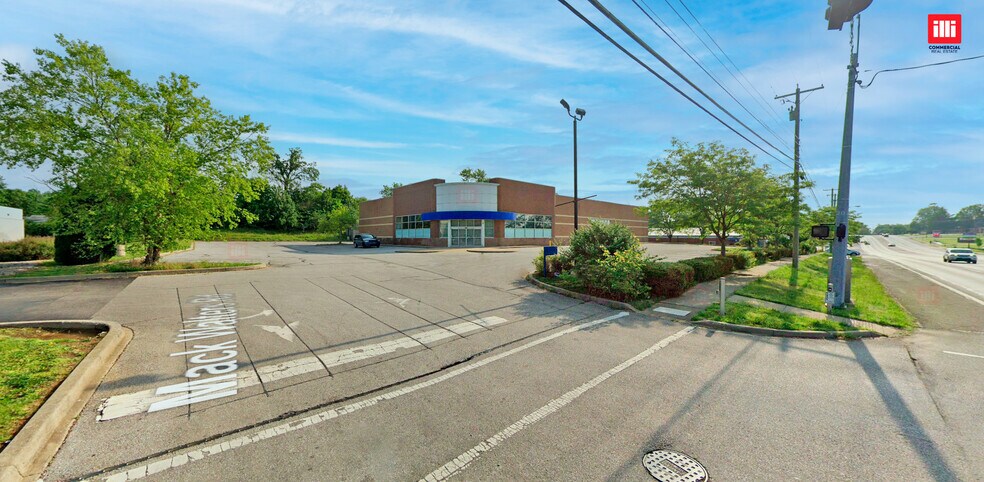 More Photos Of 1605 Midland Trl, Shelbyville Freestanding For Lease