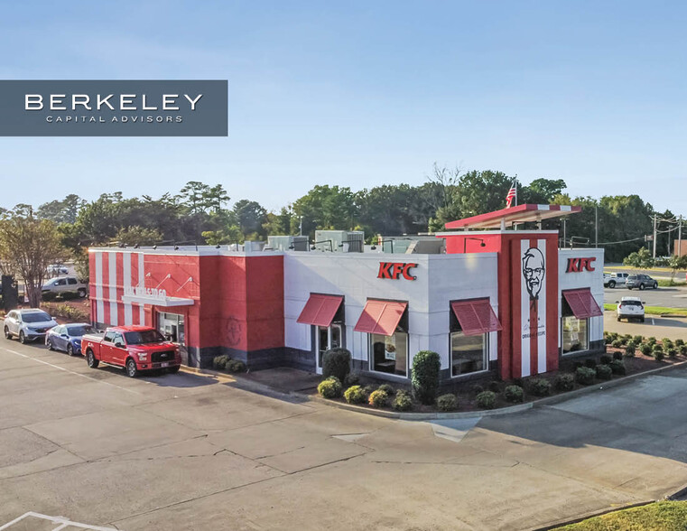 Primary Photo Of 2051 N Highland Ave, Jackson Fast Food For Sale