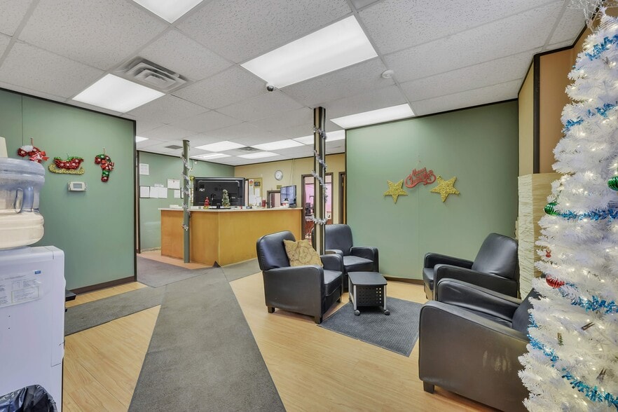 More Photos Of 4727 60 St, Red Deer Service For Sale