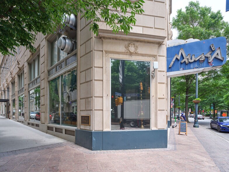 More Photos Of 50 Peachtree St NW, Atlanta Apartments For Lease