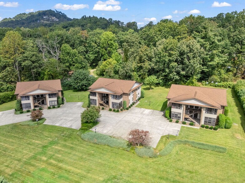 More Photos Of , Hendersonville Multifamily For Sale
