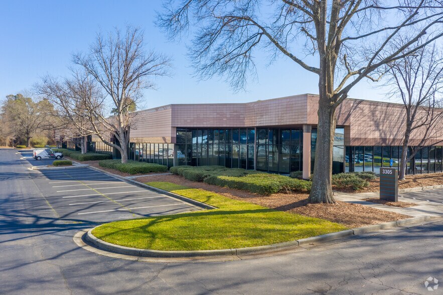 Primary Photo Of 3305 Breckinridge Blvd, Duluth Light Distribution For Lease