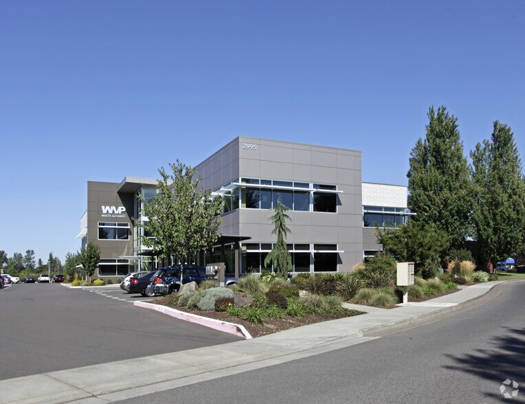 More Photos Of 2995 Ryan Dr SE, Salem Office For Sale